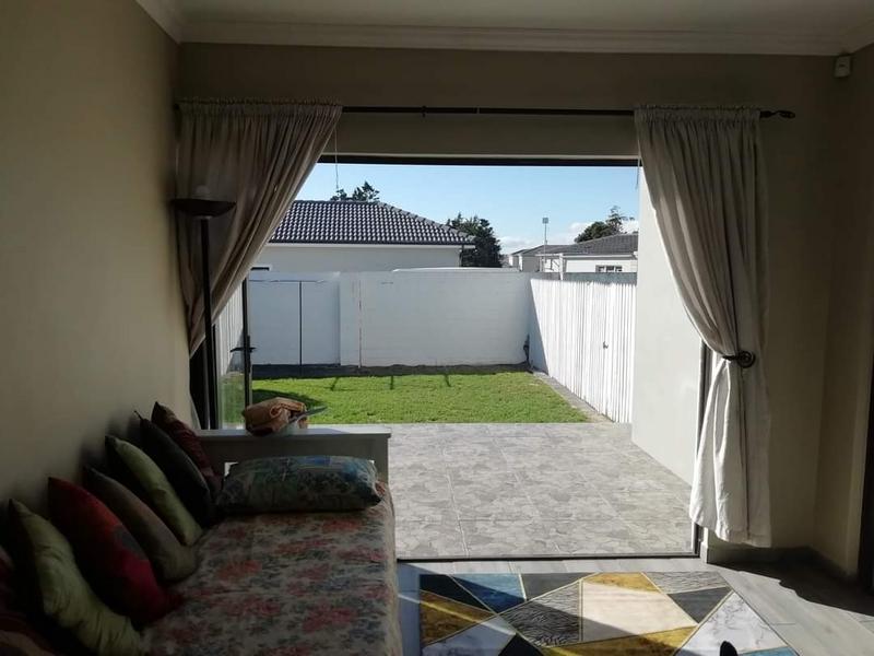 6 Bedroom Property for Sale in Country Club Western Cape